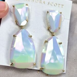 HTF 2015 Kendra Scott White Iridescent Katy Vintage Earrings